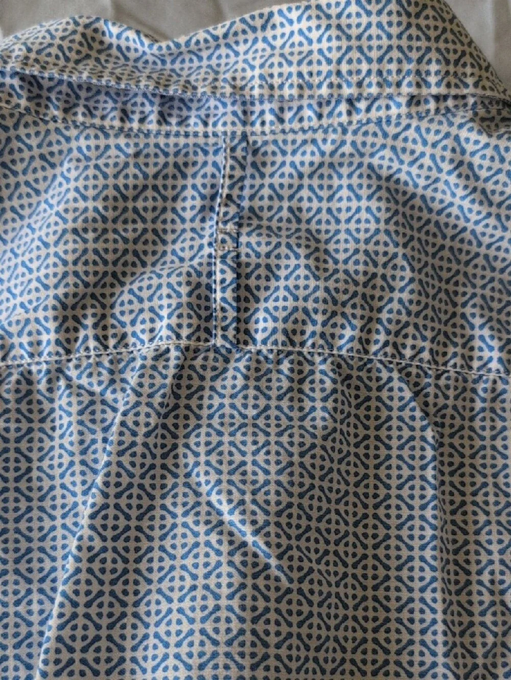 Banana Republic Men’s Blue Geometric Button-Down Shirt Mens XLT